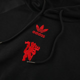 24/25 Man Utd Black Retro Edition Hooded  Tracksuit(袖红白相间）