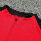 24/25  LIV Red Player version Half Pull Tracksuit  (球员版、半拉链)