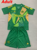 24/25  Newcastle Green Goalkeeper  Suit Fans Soccer Jersey（成人）
