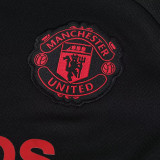 24/25 Man Utd Black Training Short Suit(胸前带广告）