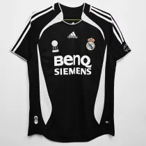 2006/2007 RMA Black Retro Soccer Jersey