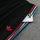 24/25  Man Utd  Black Jacket Tracksuit （黑色）