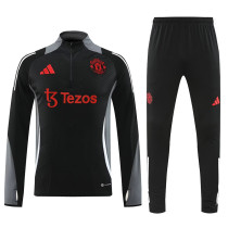 24/25 Man Utd Black Player version Half Pull Tracksuit  (球员版、半拉链)