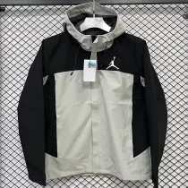 24/25 F702 Jordan Black & White Single Layer Windbreaker (连帽冲锋衣）