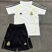 25/26 RMA Retro white  Kids T-shirt