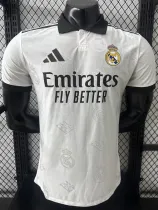 25/26 RMA  White Team Logo Player Version  Polo Shirts
