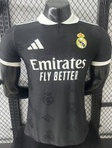 25/26 RMA  Black Team Logo Player Version  Polo Shirts