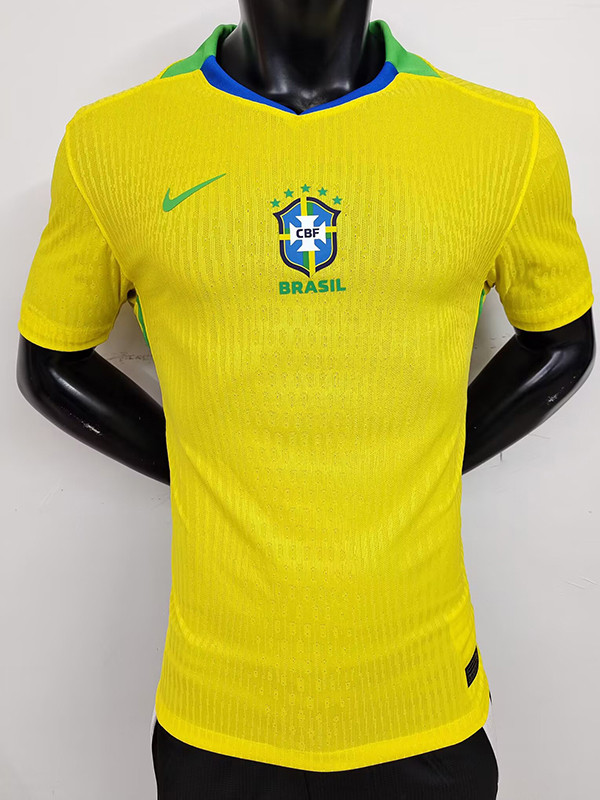 25/26 Brazil Home  Player Version Soccer Jersey（带星）