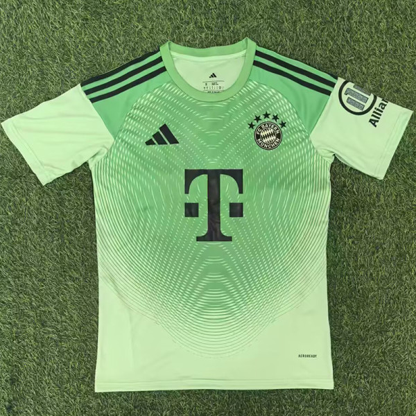 25/26 Bayern Goalkeeper Green Fans Soccer Jersey