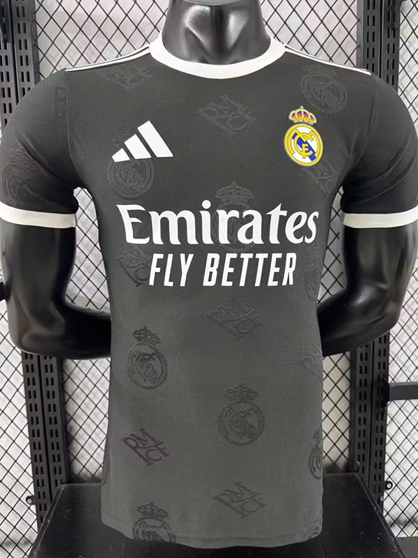25/26 RMA  Team Logo Special Edition Black Player Version Soccer Jersey(圆领）