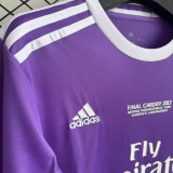 2016/2017 RMA Away Long Sleeve Retro Soccer Jersey (长袖、带胸前字)