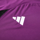 25/26 Man Utd Purple Training Shorts Suit