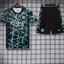 25/26  INT Black network Training Short Suit