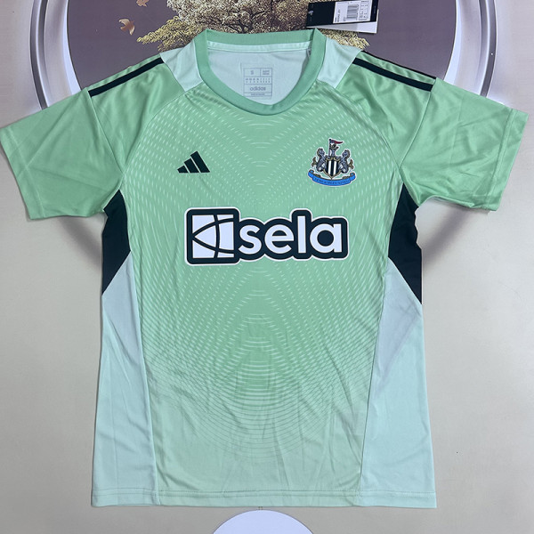 25/26 Newcastle Goalkeeper Green Fans  Soccer Jersey