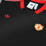 25/26 Man Utd Retro BlackTank top and shorts suit