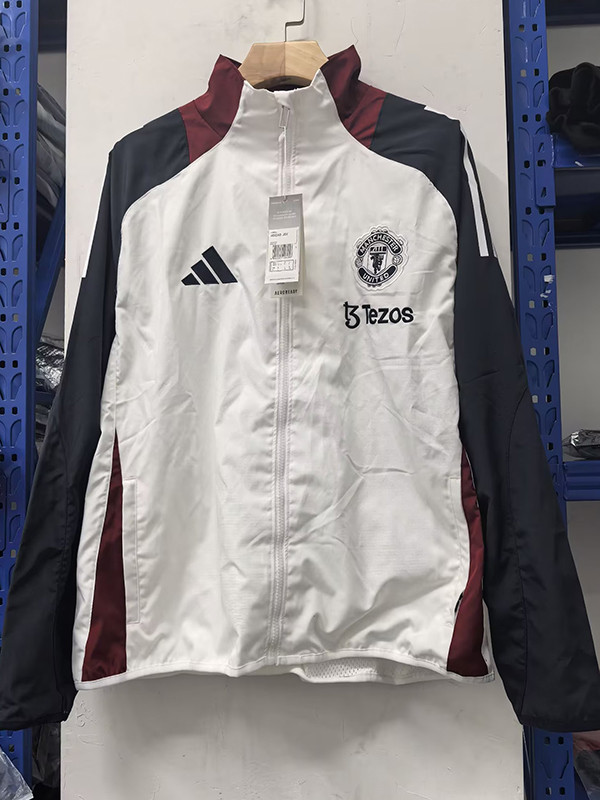25/26 Man Utd White Embroidery Retro windbreaker