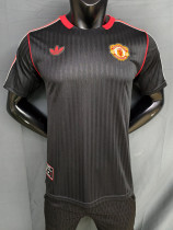 25/26 Man Utd Retro Editio Black Player Version Soccer Jersey