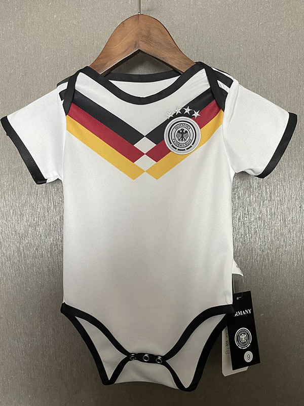 26/27 Germany Home Baby Infant Crawl Suit