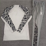 25/26 Middlesbroughl Grey Half Pull Tracksuit (半拉链)