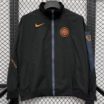26/27 INT Black windbreaker