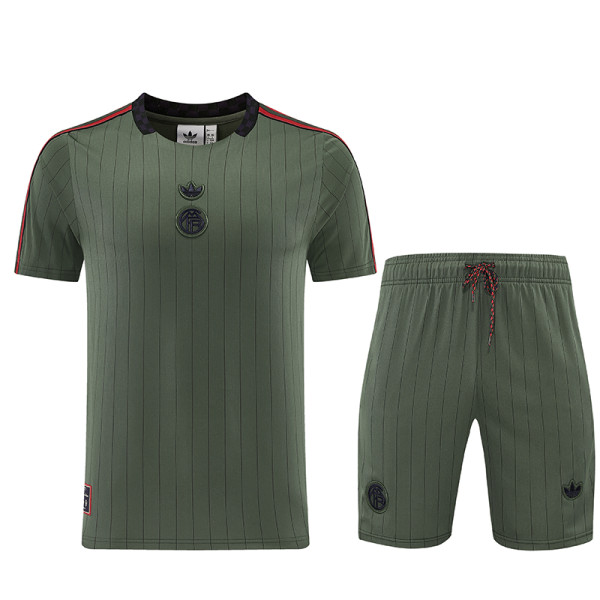 26/27 Bayern Dark Green Training Shorts Suit