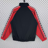 1998/1999 Man Utd Black Retro Windbreaker