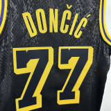 22/23 LAKERS DONCIC#77 Snakeskin Black Kids Top Quality Hot Pressing NBA Jersey(童装)