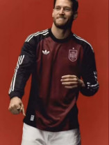 26/27 Spain Goalkeeper maroon Long Sleeve Fans Soccer Jersey