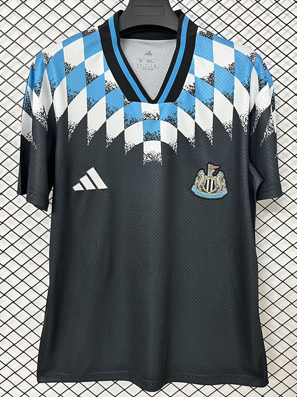 26/27 Newcastle Black Retro Edition Soccer Jersey