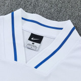 26/27 CHE White polo shirts Blue pants suit