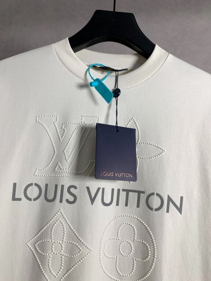 Louis Vuitton Reflective Letter Hot Diamond Print T-Shirts TX03