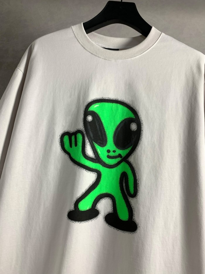 Balenciaga Alien Graphic T-Shirt – Round Neck, Short Sleeve, Designer Streetwear Tee TX05