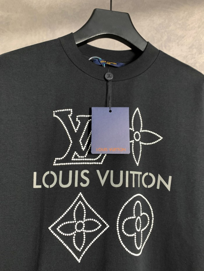 Louis Vuitton Reflective Letter Hot Diamond Print T-Shirts TX03