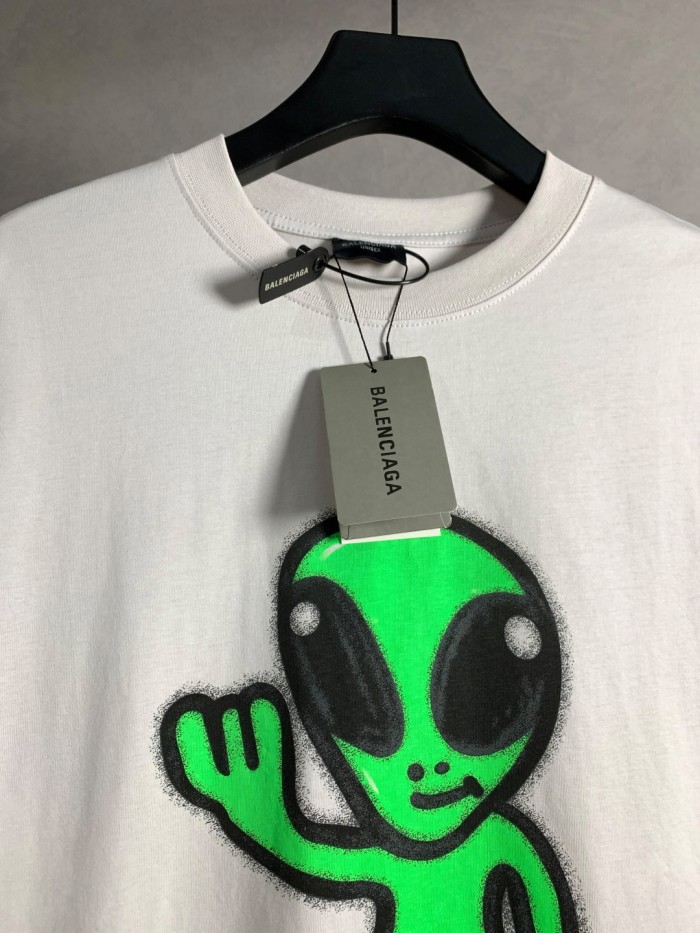 Balenciaga Alien Graphic T-Shirt – Round Neck, Short Sleeve, Designer Streetwear Tee TX05