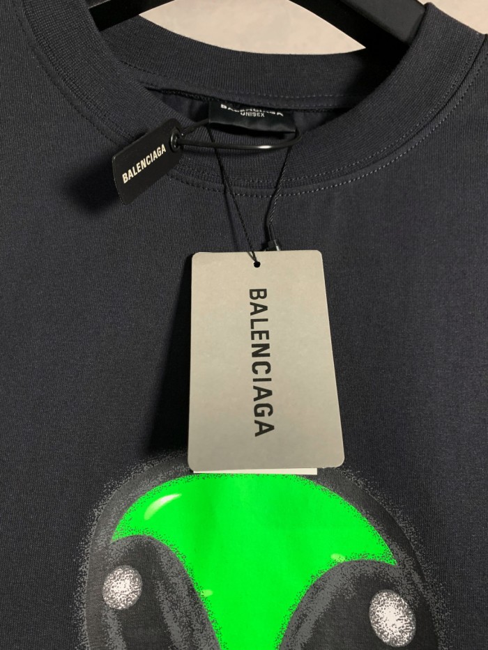 Balenciaga Alien Graphic T-Shirt – Round Neck, Short Sleeve, Designer Streetwear Tee TX05