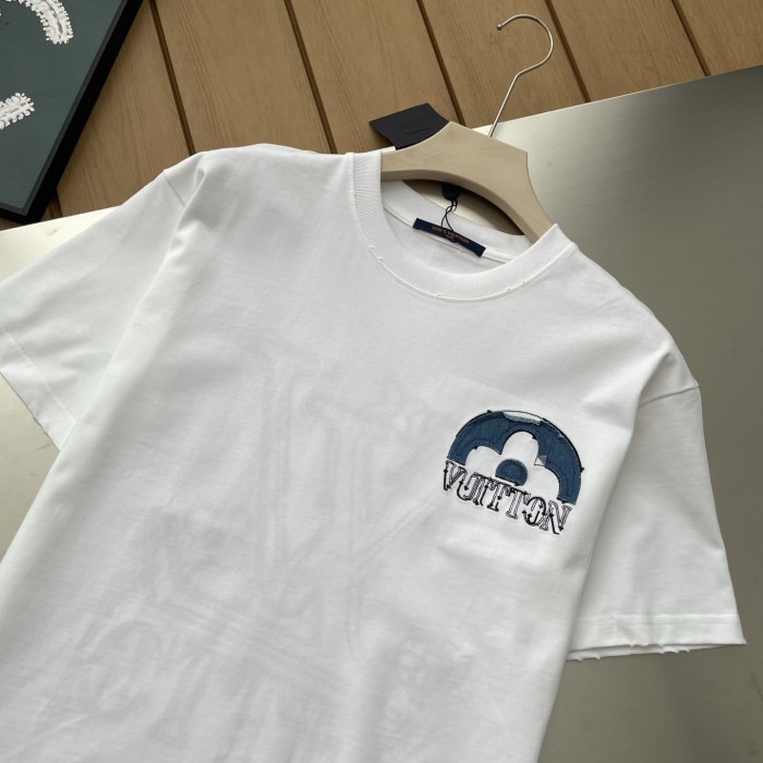 Louis Vuitton Logo Patch Relaxed Fit T-shirt