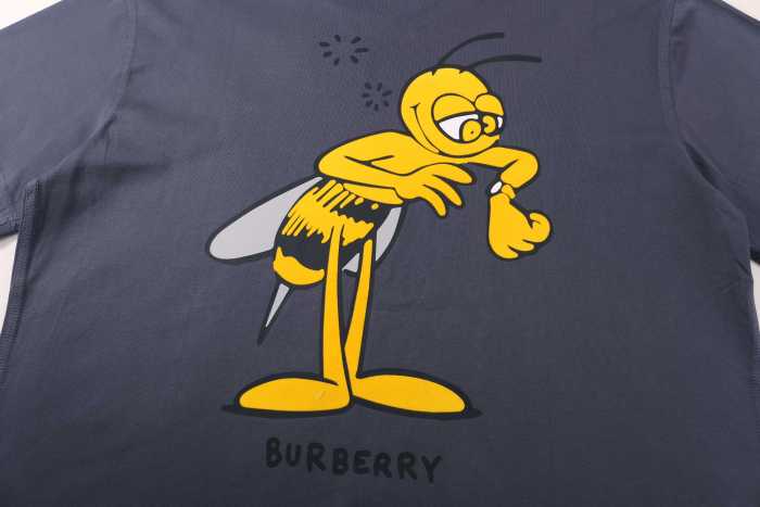 Burberry Bee Graphic Core Fit T-Shirt 'Alpine'