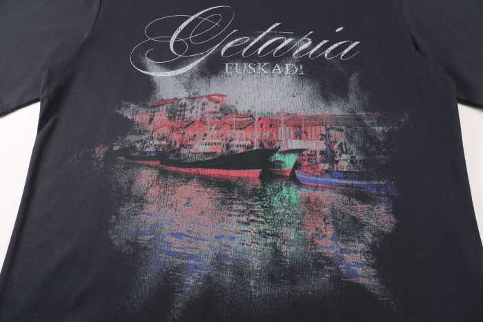Balenciaga Men's Getaria T-shirt Oversized in Black Faded