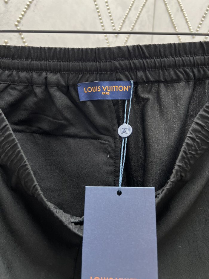 Louis Vuitton Shorts Mini Monogram