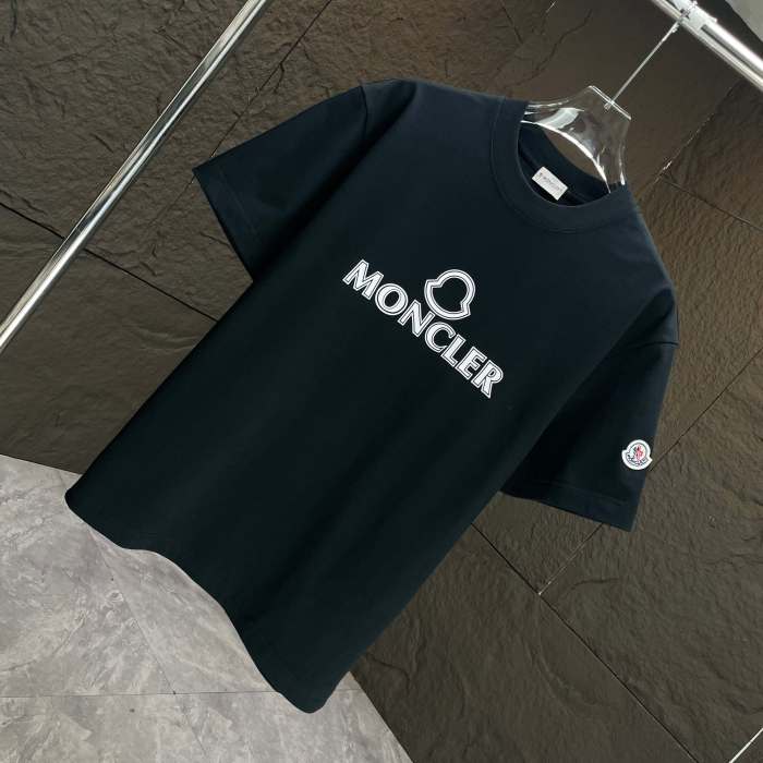 Moncler Logo Cotton Short-sleeved T-shirt