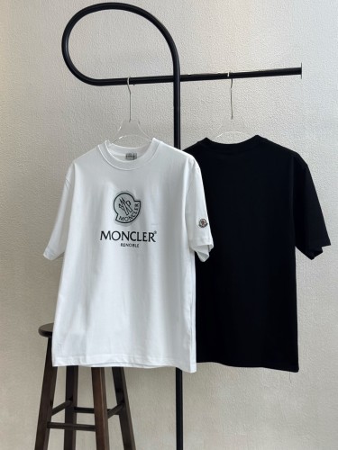Moncler Classic Logo Print Cotton Short Sleeves Tee