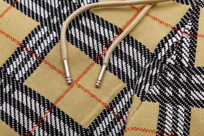 Burberry Logo Classic Plaid Knitted Shorts