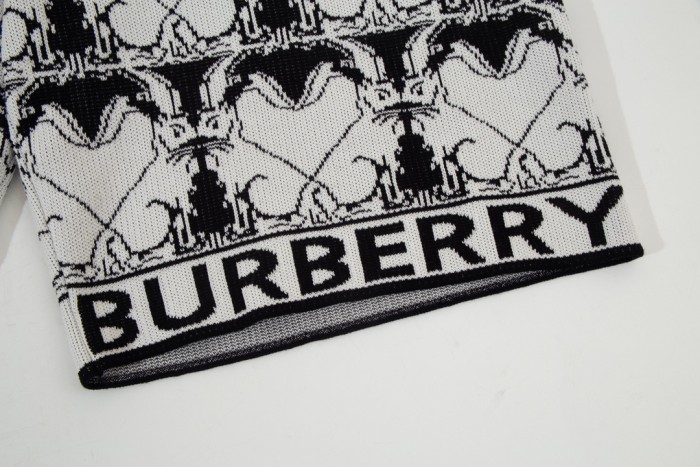 Burberry Classic Logo Knitted Shorts