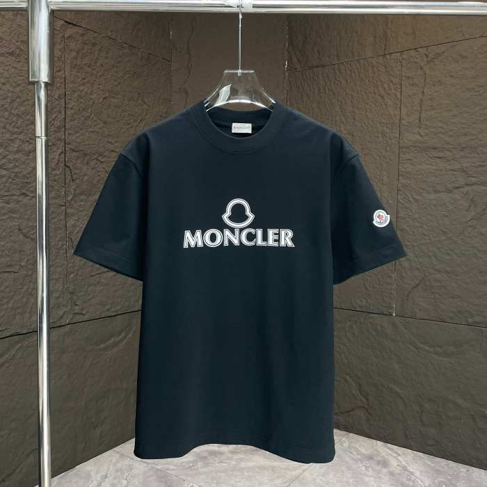 Moncler Logo Cotton Short-sleeved T-shirt