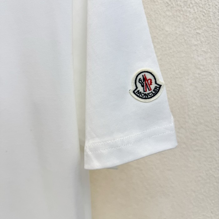 Moncler Classic Logo Print Cotton Short Sleeves Tee