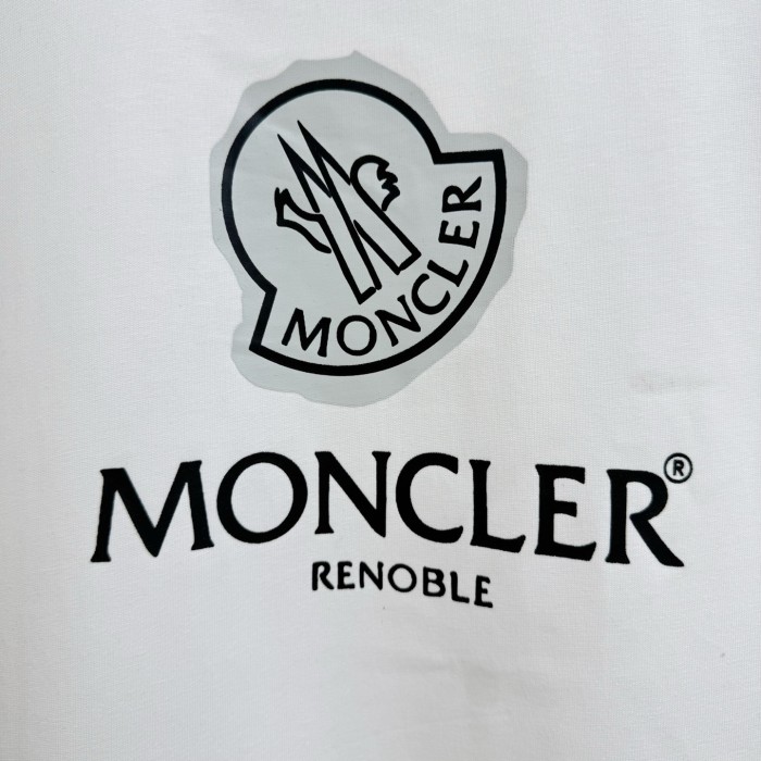 Moncler Classic Logo Print Cotton Short Sleeves Tee
