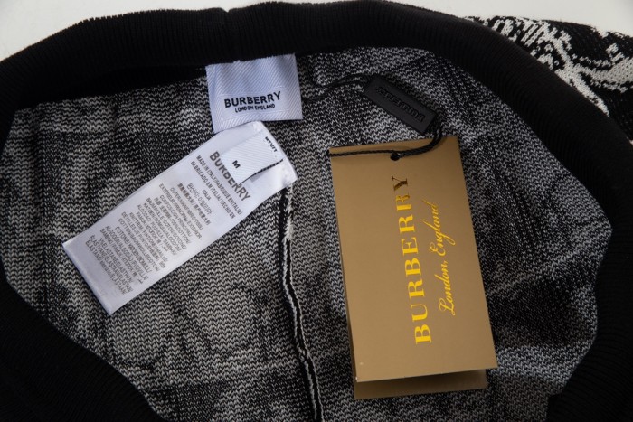 Burberry Classic Logo Knitted Shorts