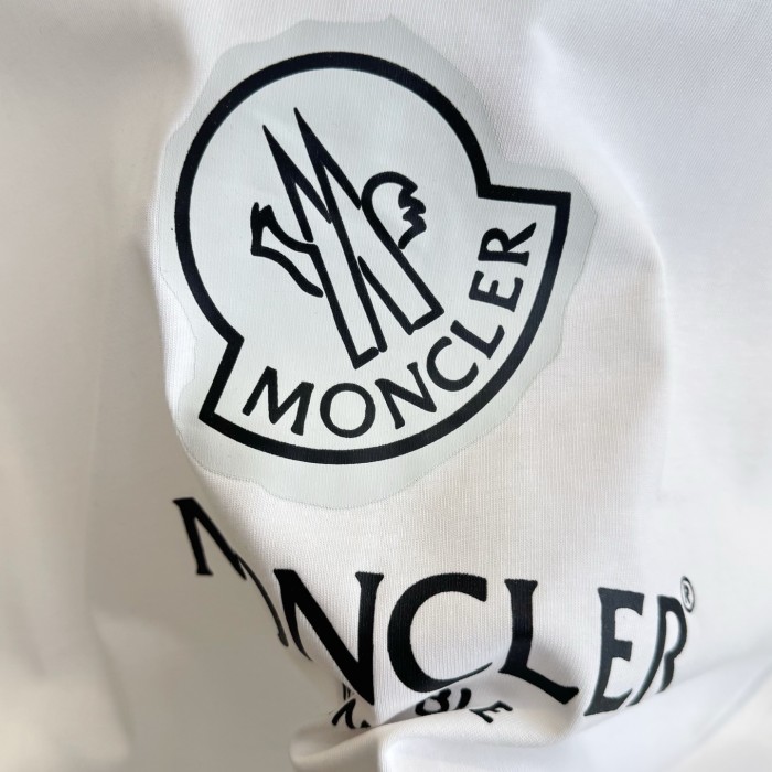 Moncler Classic Logo Print Cotton Short Sleeves Tee