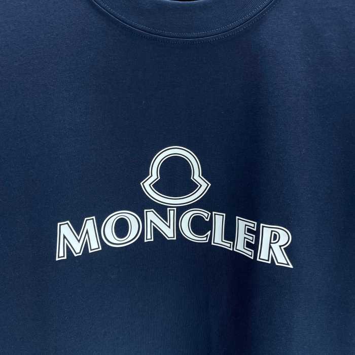Moncler Logo Cotton Short-sleeved T-shirt