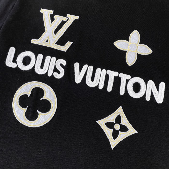 Louis Vuitton Classic Monogram Logo Patch Short-sleeved T-shirt